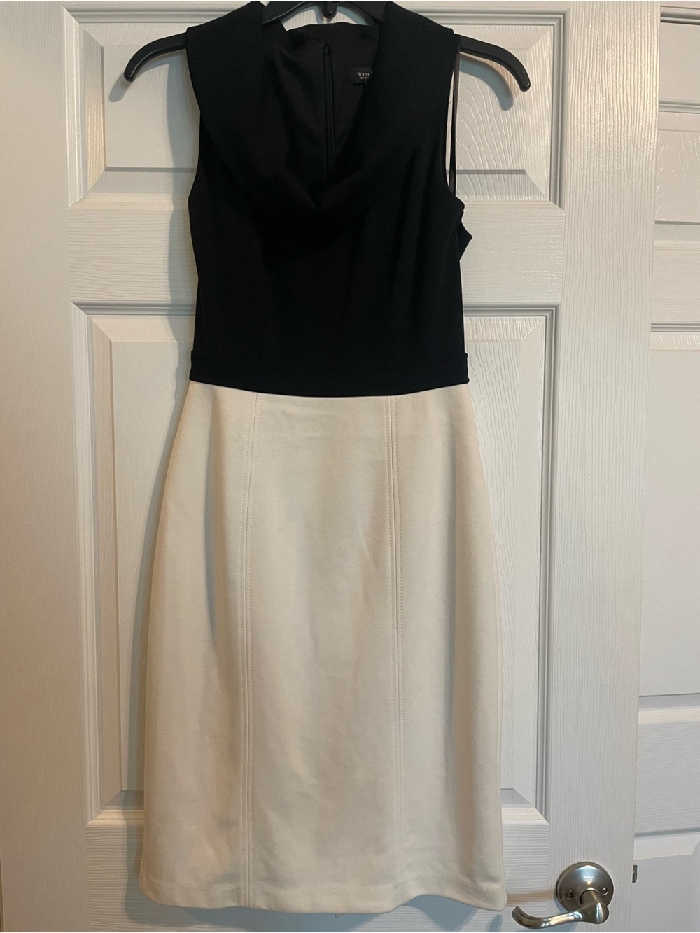 White House Black Market Dress Black & Off White Sleeveless Color Block Size 0